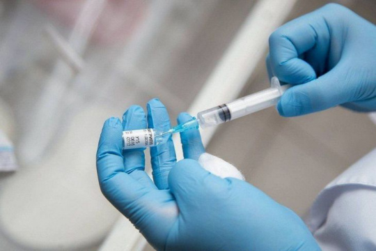 Часть добровольцев испытала на себе российскую вакцину от коронавируса