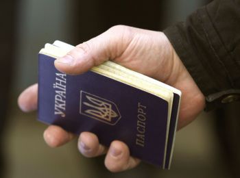украина выделит 2,2 млн долларов на новые паспорта по евростандартам