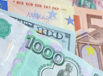 рубль начал укрепление после снижения ключевой ставки до 11,5%