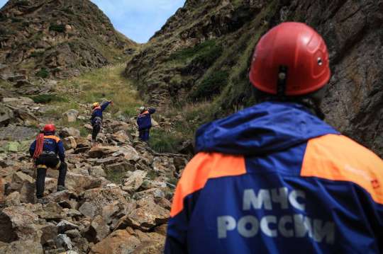 Группе альпинистов понадобилась помощь при восхождении в Кабардино-Балкарии: подробности происшествия