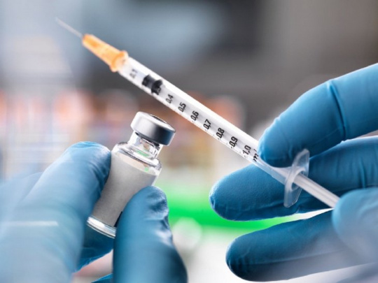 Главный нарколог рассказал, чего нельзя делать перед вакцинацией от коронавируса