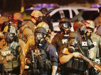 сша, забыв о правах человека, арестовывают иностранных журналистов на митингах в фергюсоне - Сайт Газеты «Совершенно Секретно»