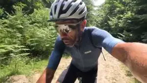 Француза-велопутешественника задержали во Владивостоке за пересечение границы