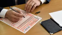 Число стобалльников по ЕГЭ значительно снизилось
