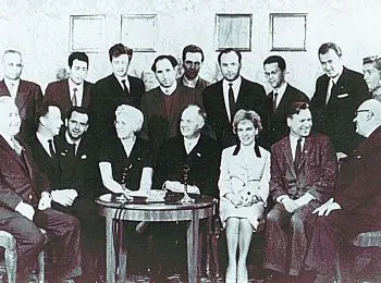 Десталинизация десталинизаторов - Совершенно Секретно