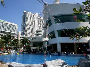 из-за российских санкций могут подорожать поездки за рубеж - Сайт Газеты «Совершенно Секретно»