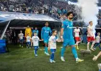 РФС дисквалифицировал шесть игроков "Зенита" и "Спартака" на шесть матчей Кубка России из-за массовой драки