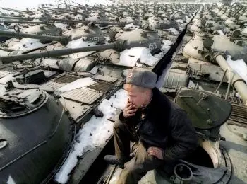 Шойгу плюс-минус Сердюков - Совершенно Секретно