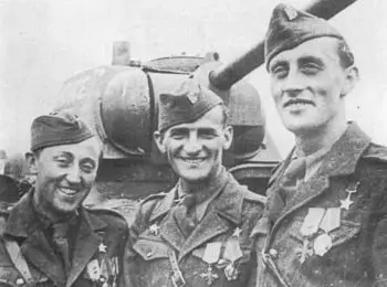 ТРОЙКА: ИЗМЕННИК, БАБНИК, СИОНИСТ - Совершенно Секретно