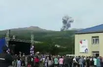 В Северо-Курильске школьники во время линейки любовались извержением вулкана (ВИДЕО)