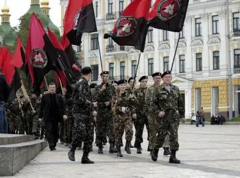 митингующие в киеве требуют признать бойцов упа борцами за независимость страны - Сайт Газеты «Совершенно Секретно»