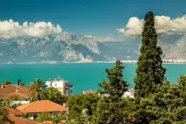 Россия до 21 июня продлила запрет на авиасообщение с Турцией