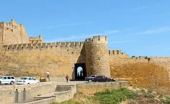 у стен дербентской крепости бандиты обстреляли туристов - Сайт Газеты «Совершенно Секретно»