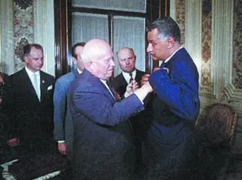 «Отберите орден у Насера» - Совершенно Секретно