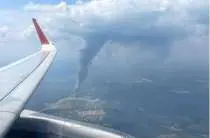 Пожар на складе Ozon в Подмосковье: СМИ сообщают об одном погибшем (ВИДЕО)