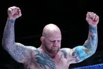 Джефф Монсон присоединился к флешмобу в поддержку Максима Шугалея