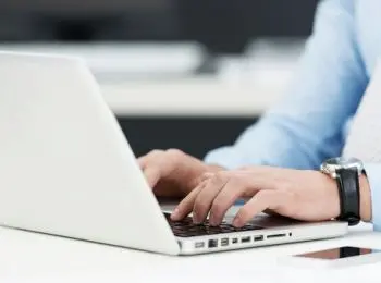 мид россии назвал опасной цензурой запрет facebook на слово «хохол» - Сайт Газеты «Совершенно Секретно»