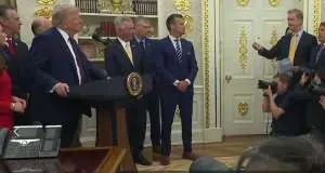 Не в повестке. Трамп назвал сумасшедшими слухи о своей смерти