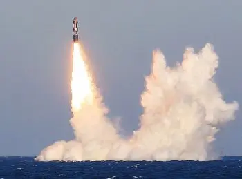 ракетоносец “владимир мономах” успешно произвел пуск “булавы” - Сайт Газеты «Совершенно Секретно»