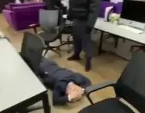 В Москве задержаны псевдоэксперты по инвестициям, которые выманили у россиян 17 млн рублей (ВИДЕО)