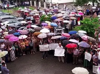 в грозном неизвестные разгромили офис «комитета против пыток» - Сайт Газеты «Совершенно Секретно»