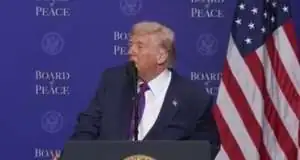 Трамп продлил на год санкции США против России из-за ситуации на Украине