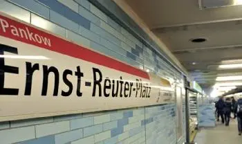 сын иранских мигрантов сбросил под поезд немецкую девушку - Сайт Газеты «Совершенно Секретно»