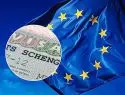 Россияне начинают получать шенгенские визы по новым правилам