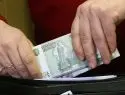 В России повысят штрафы за зарплаты «в конвертах»