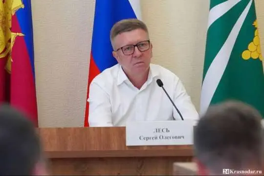 Экс-глава района Кубани Лесь оформил 99 объектов недвижимости на себя