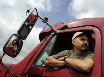 дальнобойщики начали серию масштабных акций, протестуя против «платона» - Сайт Газеты «Совершенно Секретно»