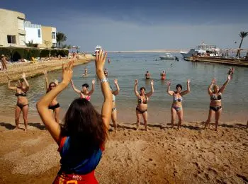 Что не рекомендует МИД. И почему - Совершенно Секретно