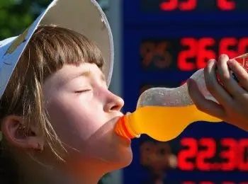 продажу газировки могут запретить детям до 14 лет - Сайт Газеты «Совершенно Секретно»