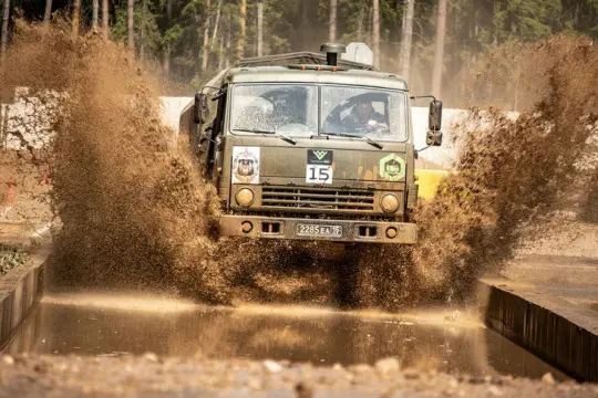 Новые победы и рекорды российских военнослужащих на АрМИ-2020 - Совершенно Секретно