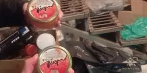 В Подмосковье ликвидировали подпольное производство икры. Деликатес готовили мигранты-нелегалы