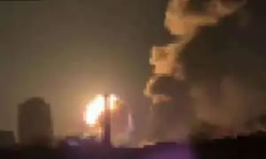 Ночные удары: БПЛА упал рядом с домом в Ельце, Киев в огне