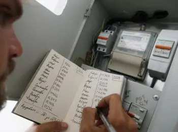 коммунальщиков обязали перевести часы в приборах учета электроэнергии за свой счет - Сайт Газеты «Совершенно Секретно»