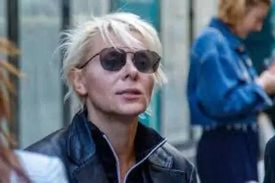 Суд в Москве заочно приговорил актрису Троянову к 8 годам колонии