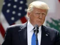 Трамп выступил с прощальной речью к американцам