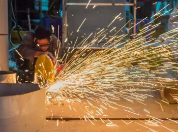 глава якутии запретил мигрантам работать в 33 сферах - Сайт Газеты «Совершенно Секретно»