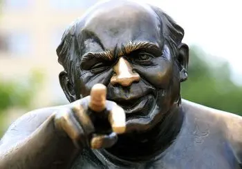 горе-похитителям памятника евгению леонову продлили арест - Сайт Газеты «Совершенно Секретно»