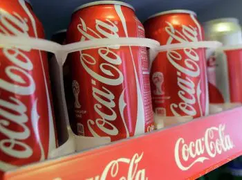 coka-cola прекратила рекламу своей продукции на четырех федеральных каналах - Сайт Газеты «Совершенно Секретно»