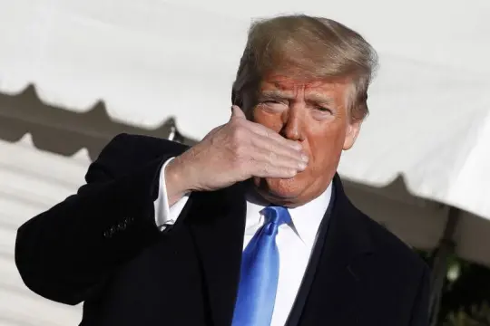 Белый дом пытается скрыть заболевание Трампа коронавирусом - Совершенно Секретно