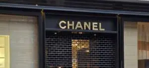 Попытка вооруженного ограбления бутика Chanel произошла в центре Парижа