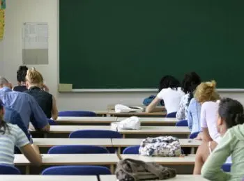 рособрнадзор запретил прием абитуриентов в 51 вуз - Сайт Газеты «Совершенно Секретно»