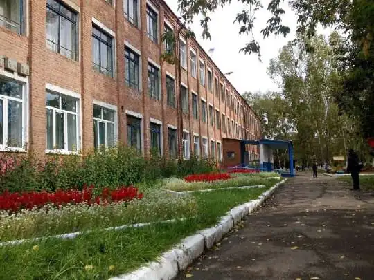В Канске школьница напала на учителя с ножом и распылила газовый баллончик, пострадали 7 человек