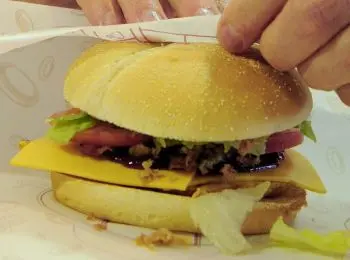 в госдуме предложили размещать устрашающие картинки на упаковках фастфуда - Сайт Газеты «Совершенно Секретно»