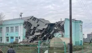 Построенная 90 лет назад школа обрушилась под Новосибирском
