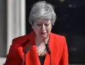 Тереза Мэй ушла в отставку