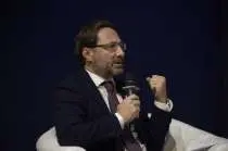 В Красноярске арестован телеведущий за хищение денег, которые выделили одарённым детям (ВИДЕО)